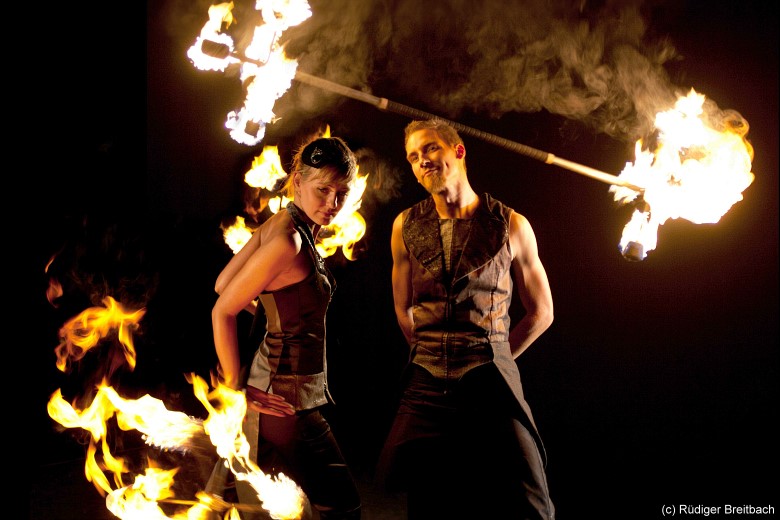 Kleines Fest - Cie Fenfire - Dance Of The Flames